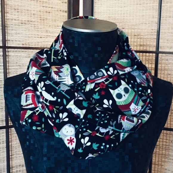 Owl scarf Very Colorful Adorable - Picture 2 of 3